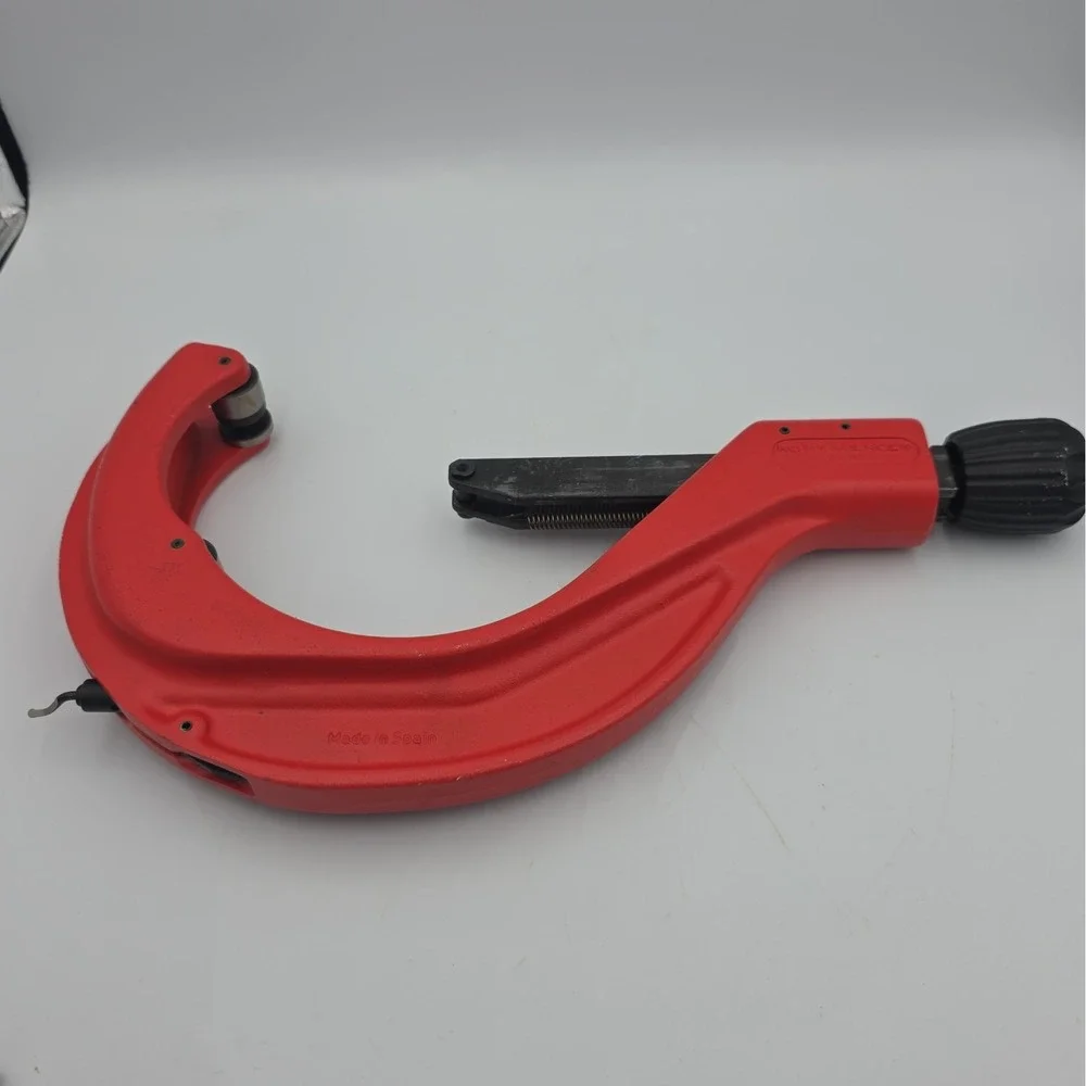 Rothenberger 70033 Plastic Pipe Cutter Automatic ,110-168mm TC 168 PL (4-6 5/8
